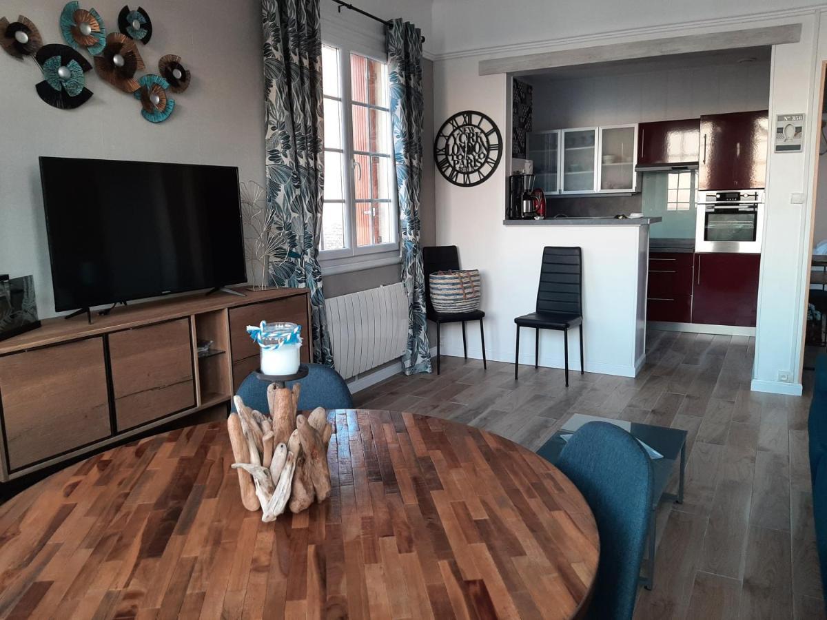Au Gre Des Marees, Appartement Face A La Mer, Classe 3 Etoiles Ault Ngoại thất bức ảnh